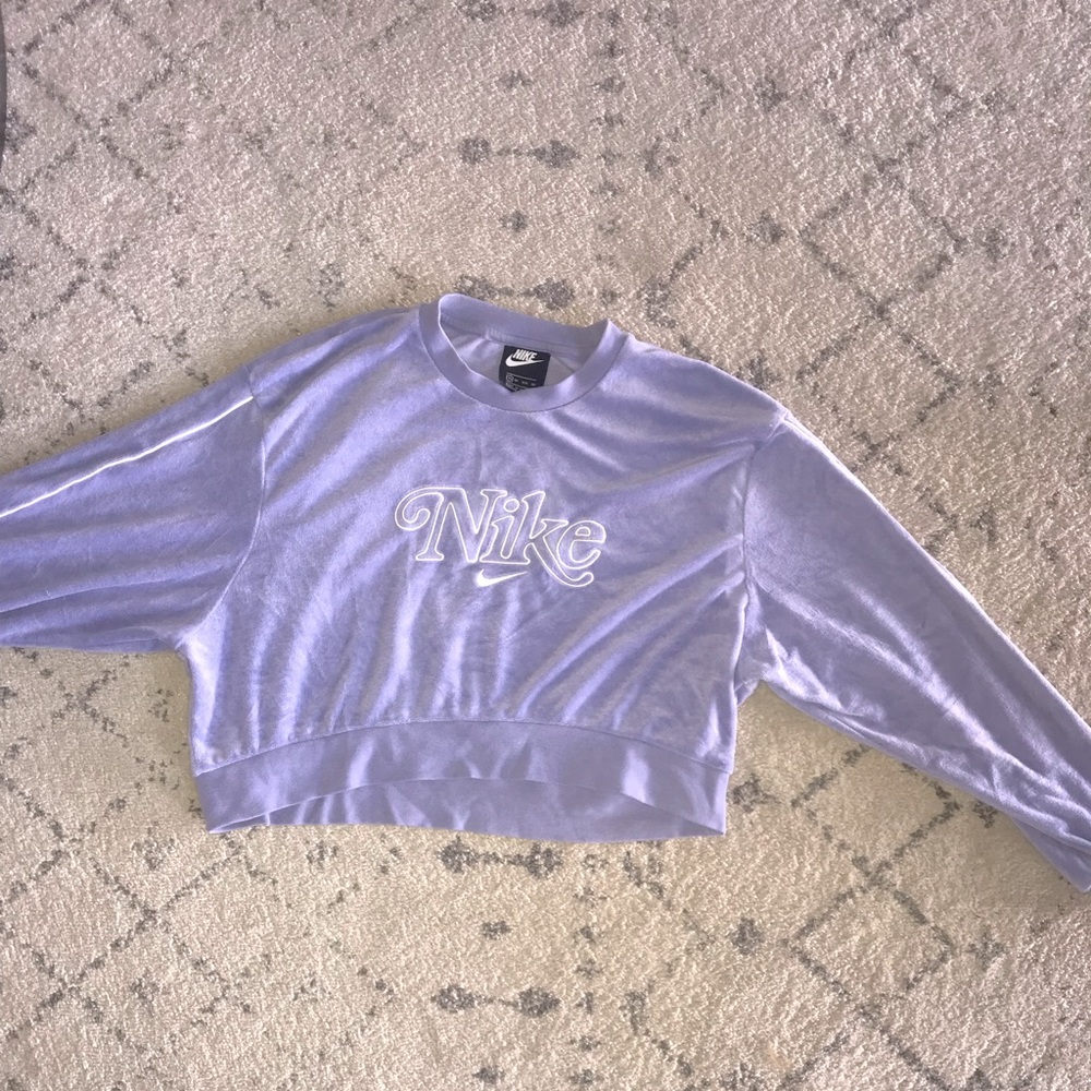 crop nike crewneck